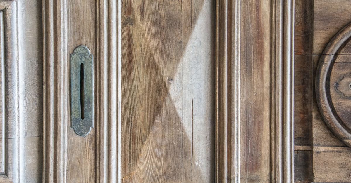 front door lock key — A1 Birmingham Locksmith